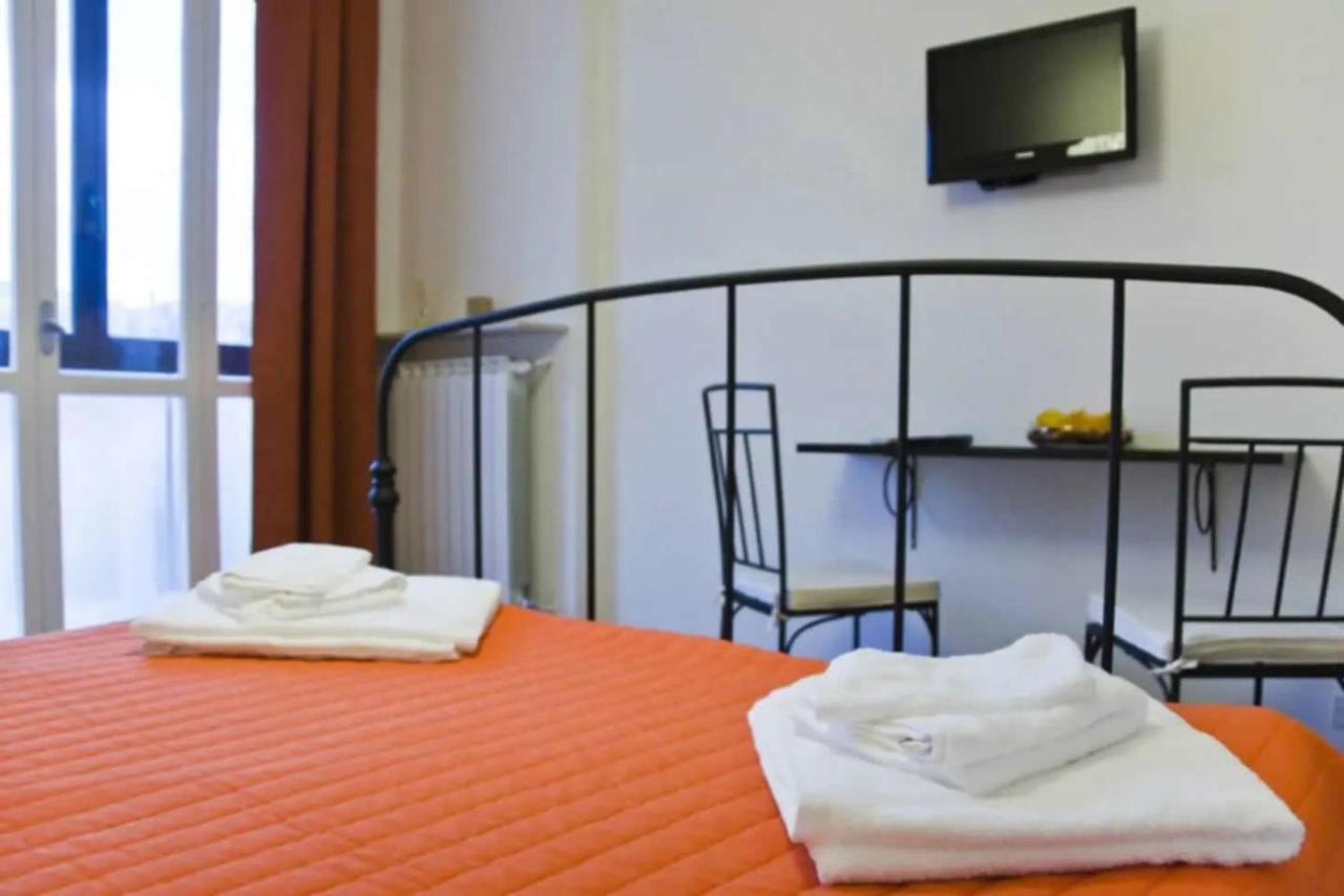 Zenzero & Cannella Boutique Rooms Trieste Bagian luar foto