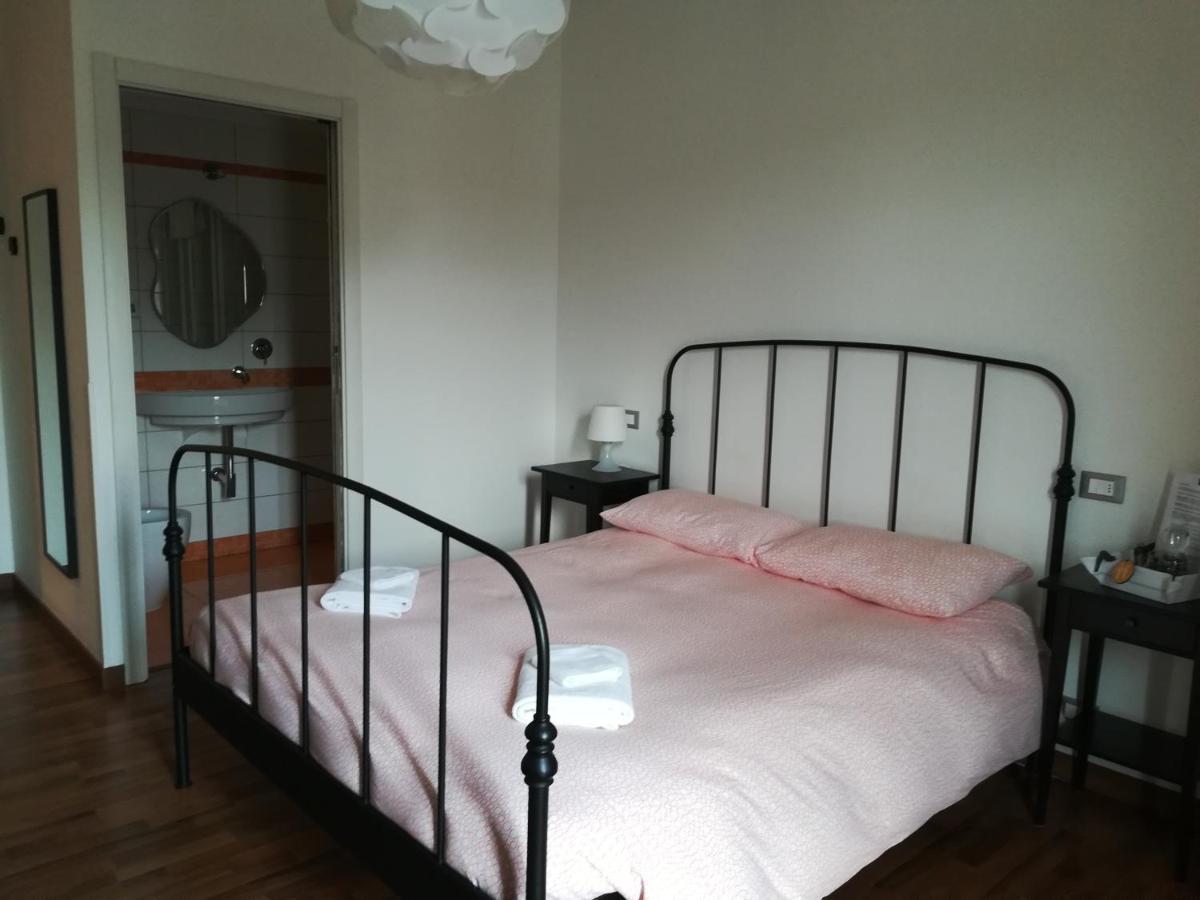 Zenzero & Cannella Boutique Rooms Trieste Bagian luar foto